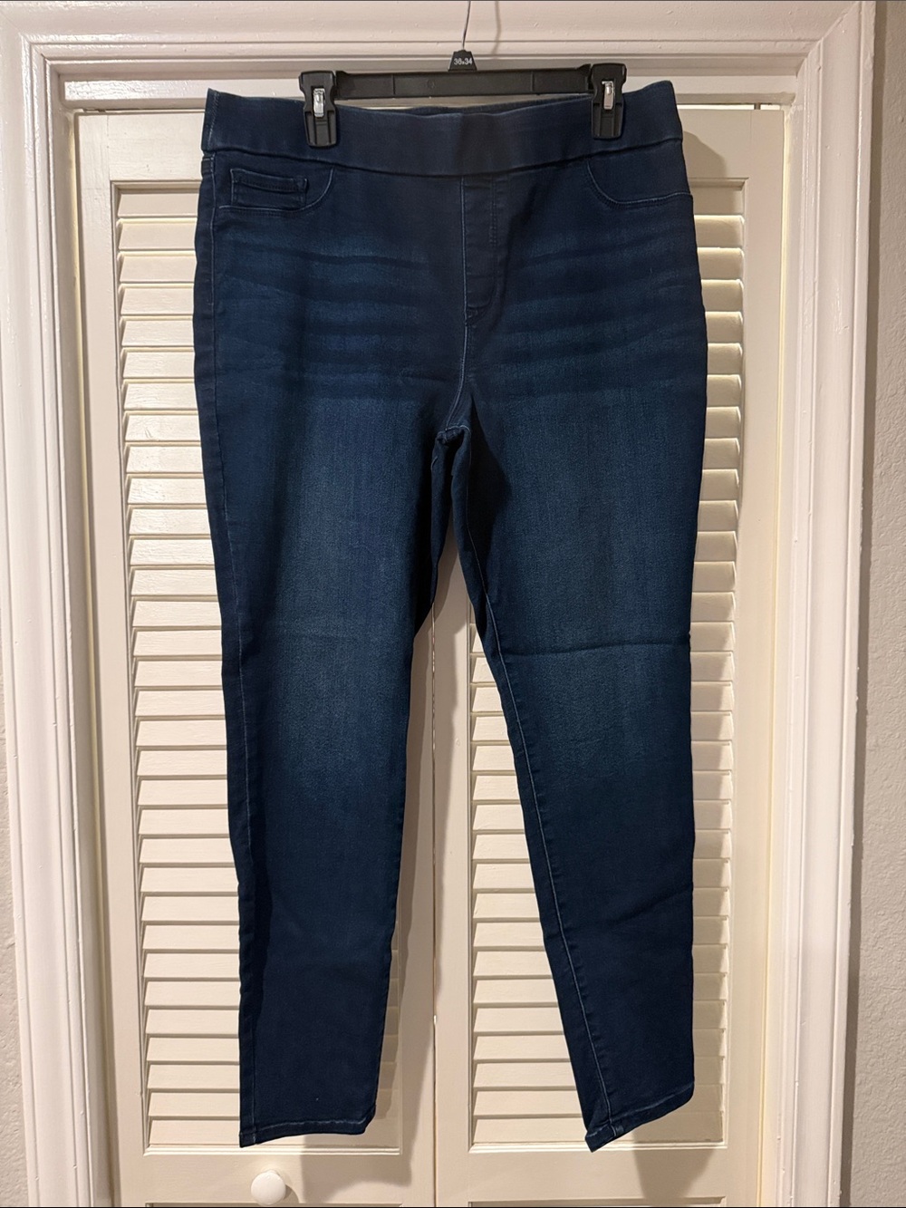 NWOT! Nine West Dark Blue Stretch Jeggings